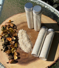 Load image into Gallery viewer, Oatmeal Milk-N-Honey Milk Bath
